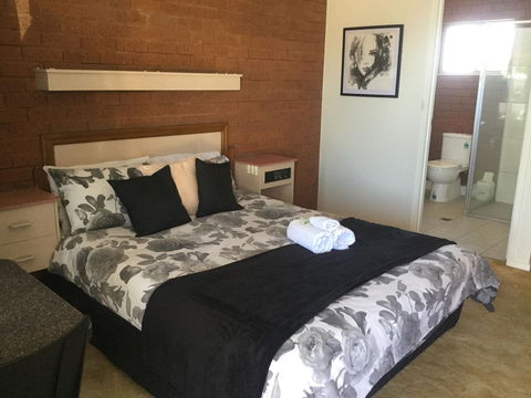 Star Hotel Accommodation - Accommodation 4U 0