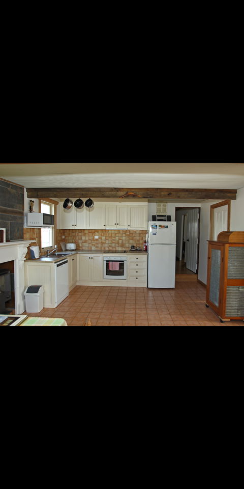 Stable Cottage - Accommodation 4U 2