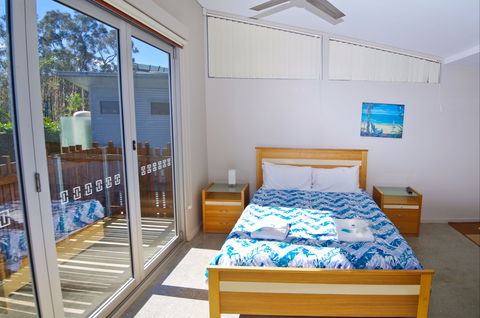 Sun Worship Crescent Head Eco Villas - Accommodation 4U 0