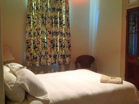 The White House, Carcoar - Accommodation 4U 2