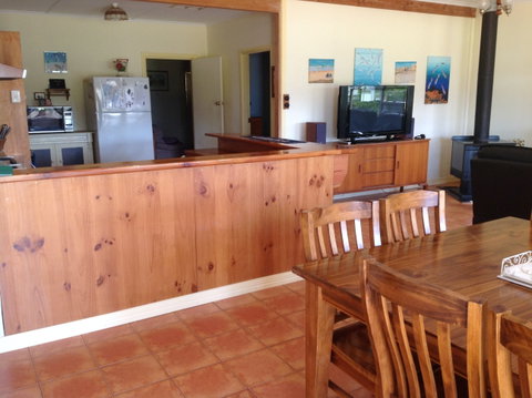 The Palms - House Only - Accommodation 4U 2