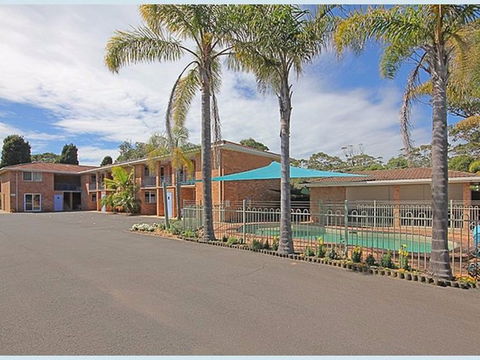 The Lodge Broulee - Accommodation 4U 1