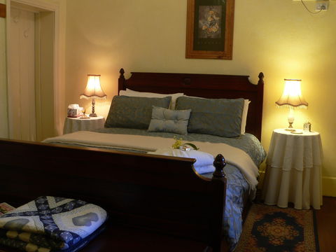 Walnut Cottage - Accommodation 4U 2