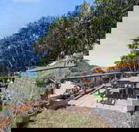 13 Point Lookout Beach Resort - Accommodation 4U