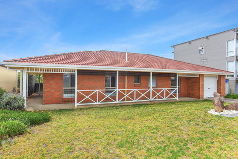 34 Newell Avenue, Middleton - Accommodation 4U 2