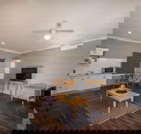 Akuna Motor Inn - Accommodation 4U