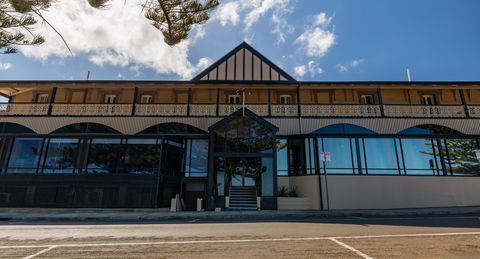 Aurora Ozone Hotel - Accommodation 4U 2