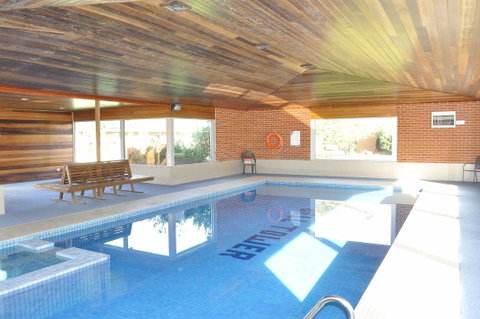 Bell Tower Inn - Accommodation 4U 1