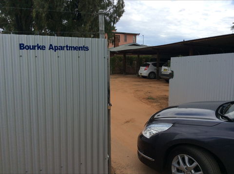 Bourke Apartments - Accommodation 4U 1