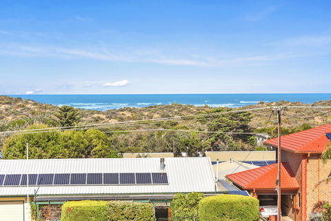 Breezes - Underwood Avenue Goolwa Beach - Accommodation 4U 1