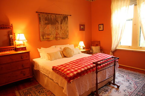 Buxton Manor - Garden And Loft Apartment - Accommodation 4U 1