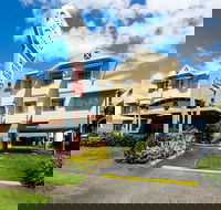 Cairns Queens Court - Accommodation 4U