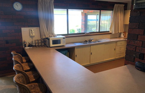 Calm Seas - Accommodation 4U 2