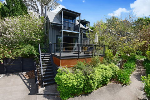 Cloudsong Chalets - Accommodation 4U 2