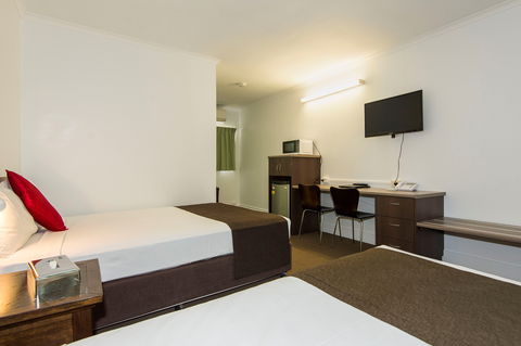 Coral Sands Motel - Accommodation 4U 0