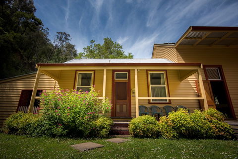 Creek Cottage Walhalla - Accommodation 4U 0