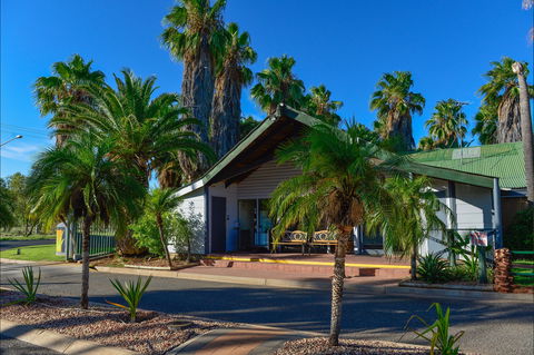 Desert Palms Alice Springs - Accommodation 4U 2