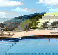 Dorchester On The Beach - Accommodation 4U