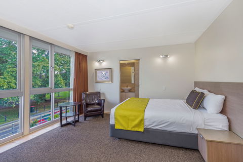 Econo Lodge City Star Brisbane - Accommodation 4U 1
