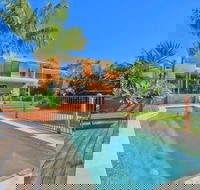 Flynns Beach Retreat - Accommodation 4U