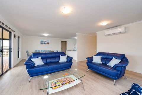 Hayborough Haven 3 - 3 Fifth Avenue - Hayborough - Accommodation 4U 2