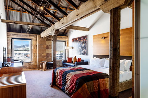 Henry Jones Art Hotel - The - Accommodation 4U 2