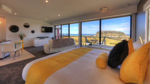 Horizon Deluxe Apartments - Accommodation 4U 0