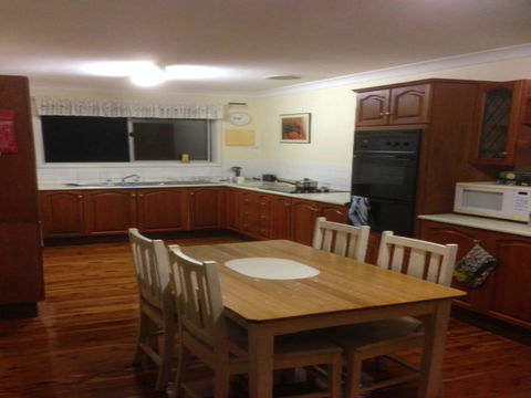 Horseshoe House - Accommodation 4U 1