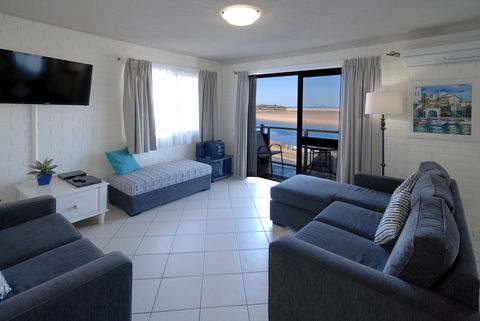 Marcel Towers Holiday Apartments - Accommodation 4U 1