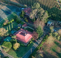 Mt Bera Vineyard Cottage BnB - Accommodation 4U