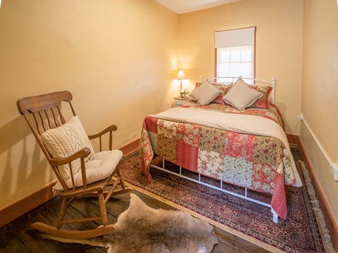Old Trahlee - Accommodation 4U 2
