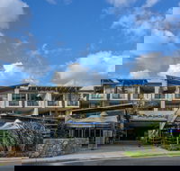 Paradiso Resort - Accommodation 4U