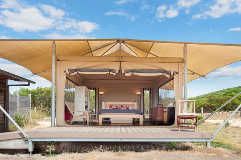 Pebble Point - Accommodation 4U 0