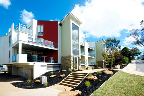Phillip Island Towers - Accommodation 4U 1