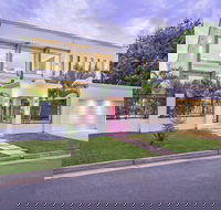 Riviera Waters Broadbeach - Vogue Holiday Homes - Accommodation 4U