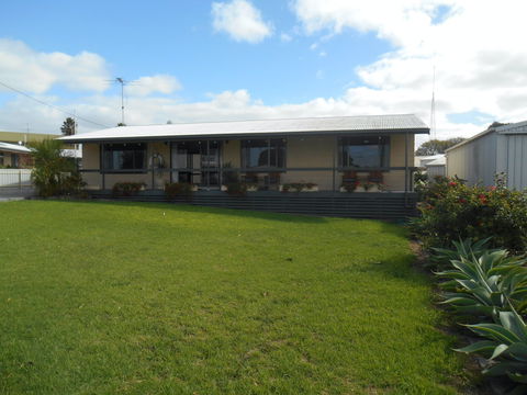Roshy's Retreat - Accommodation 4U 0