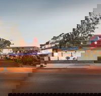 Shearing Shed Motor Inn - Open - Accommodation 4U