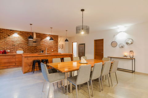 The Oak Nest Luxury Retreat - Accommodation 4U 2