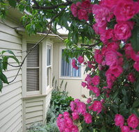 Valley Views Bed and Breakfast - Accommodation 4U