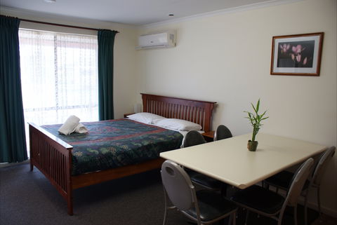 Warrnambool Holiday Park And Motel - Accommodation 4U 1