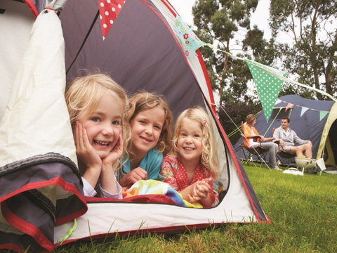 Westview Caravan Park - Open For Essential Travel Only - Accommodation 4U 0