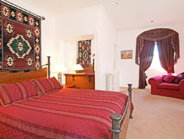 Crest Castle Bed And Breakfast - Accommodation 4U 3