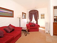 Crest Castle Bed And Breakfast - Accommodation 4U 4