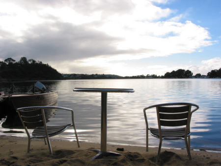 Deja Vu Lakes Entrance B And B - Accommodation 4U 4