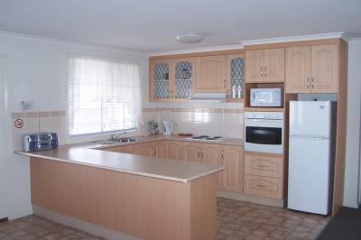 Park Lane Tourist Park - Accommodation 4U 3