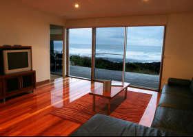 Hearns Beachside Villas - Accommodation 4U 2