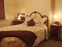 Curnow - Accommodation 4U 0