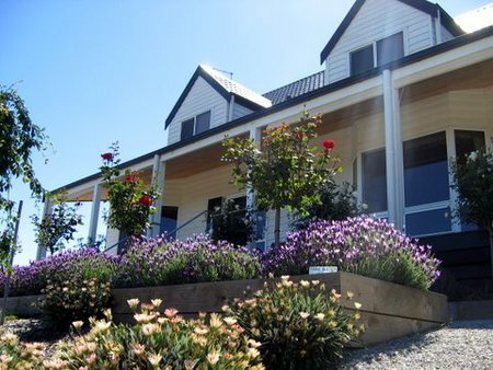 Canadian Lodge - Accommodation 4U 0