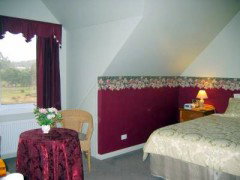Canadian Lodge - Accommodation 4U 5