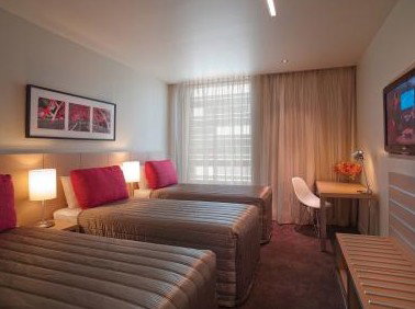 Travelodge Docklands - Accommodation 4U 1